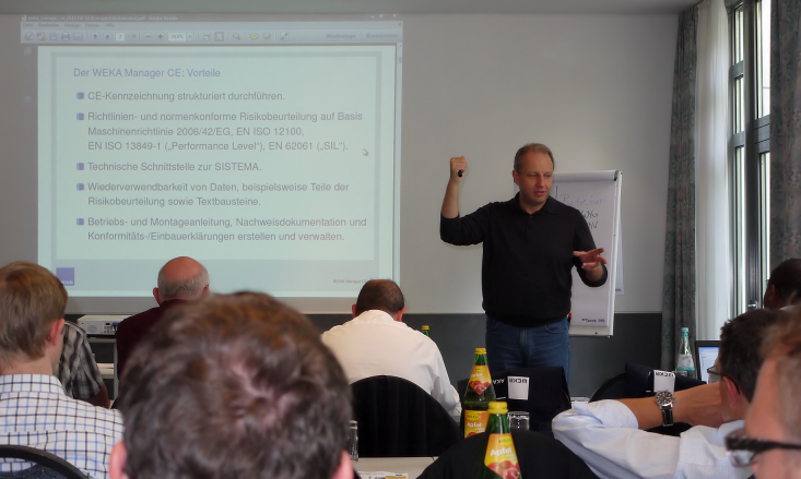 CE-Berater Jörg Ertelt in der Anwenderschulung zur Software WEKA Manager CE